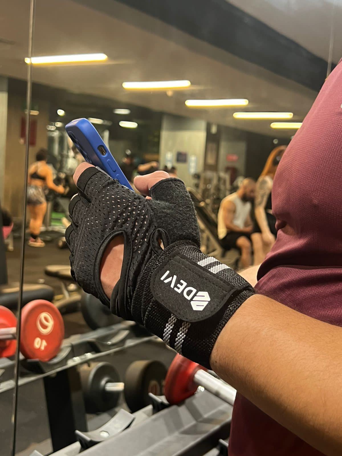 GUANTES CON MUÑEQUERAS- GRIS