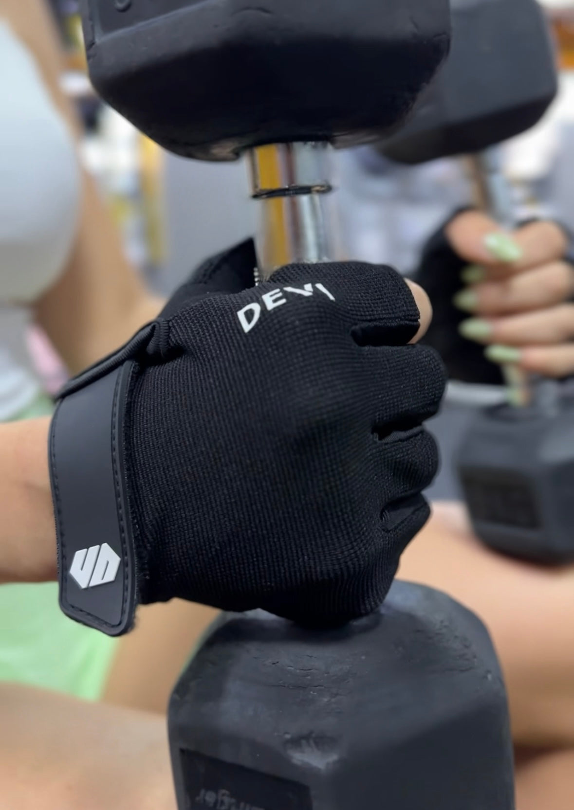 GUANTES DEPORTIVOS PARA EL GYM- ROSA